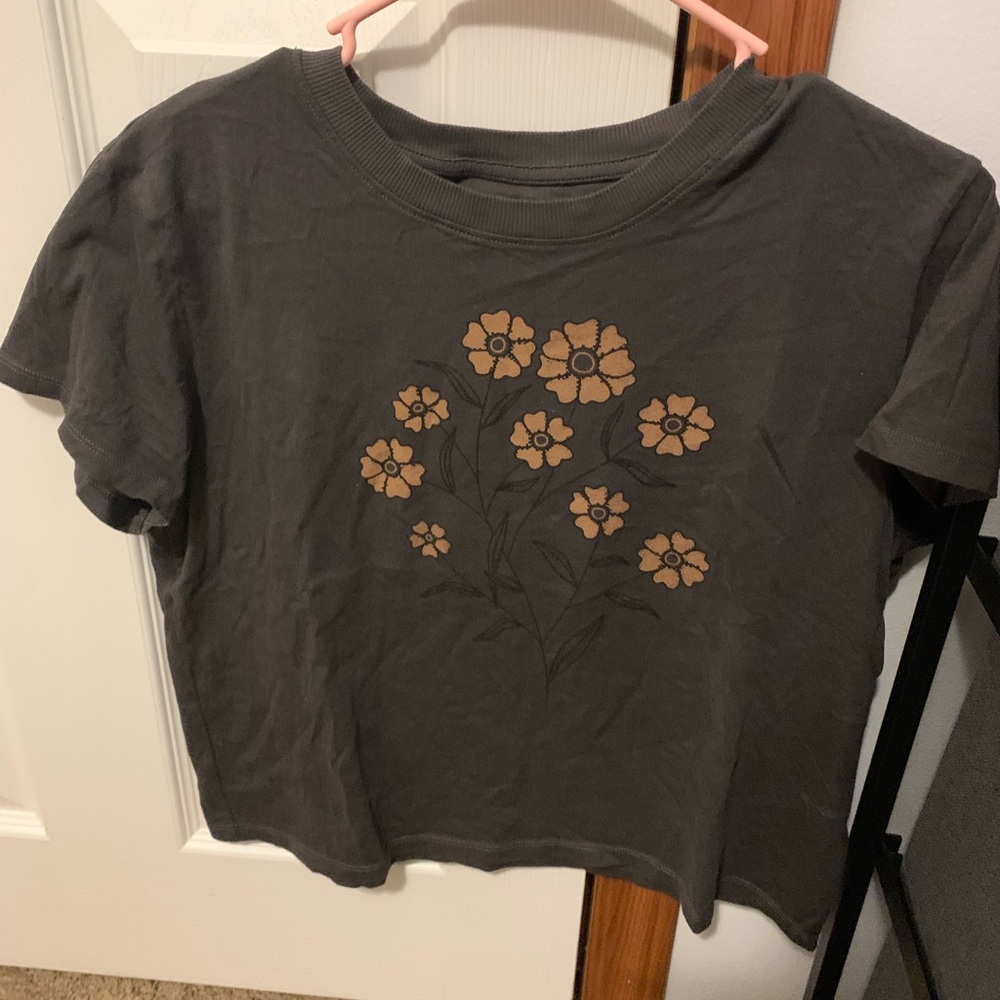 American Eagle cropped